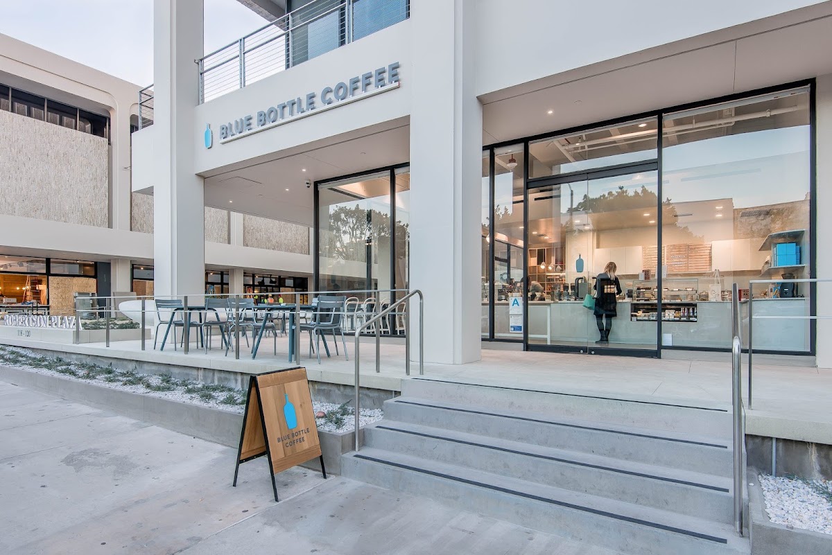 Blue Bottle Coffee Plaza B — café photo 1