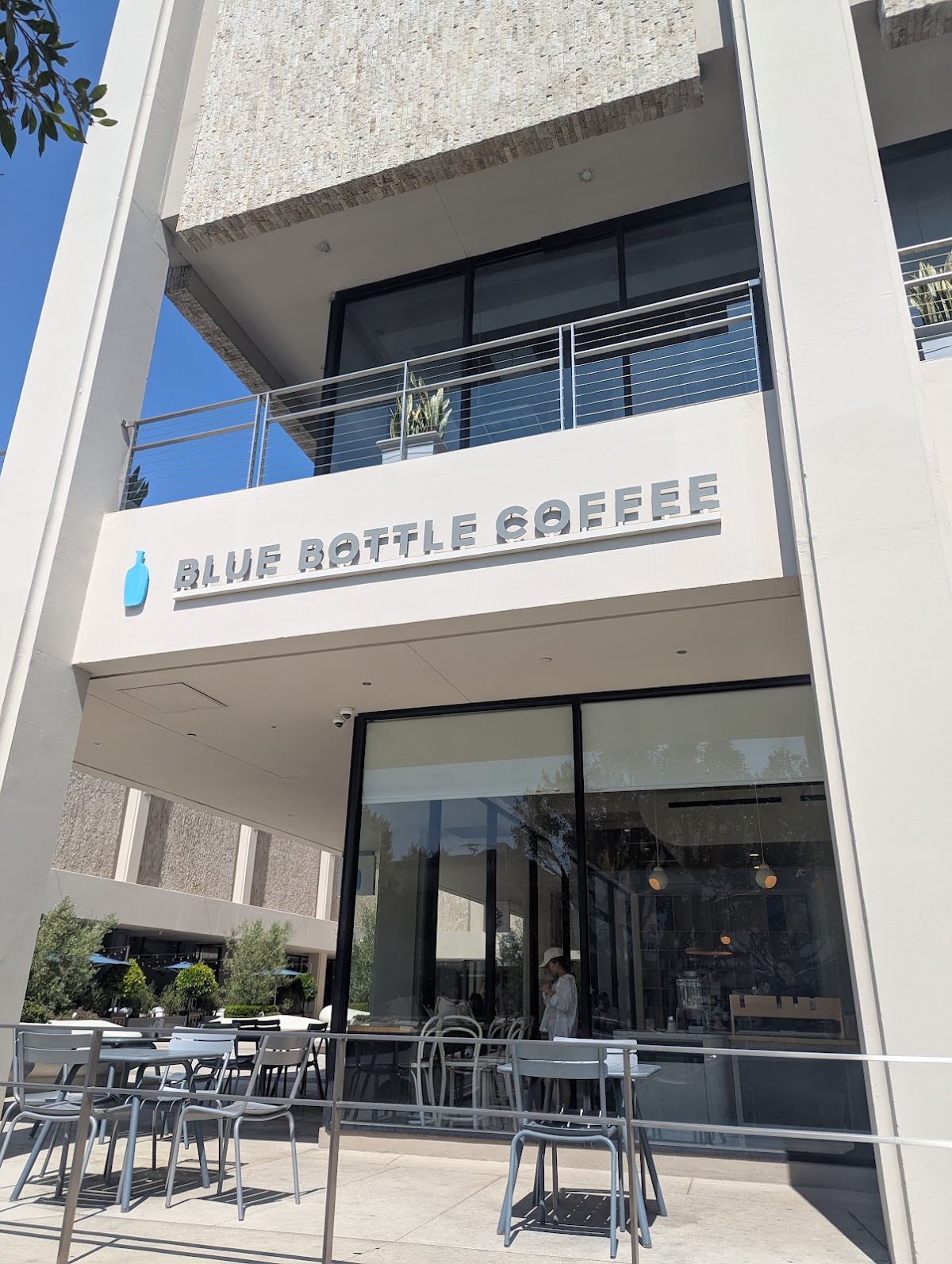 Blue Bottle Coffee Plaza B — café photo 3
