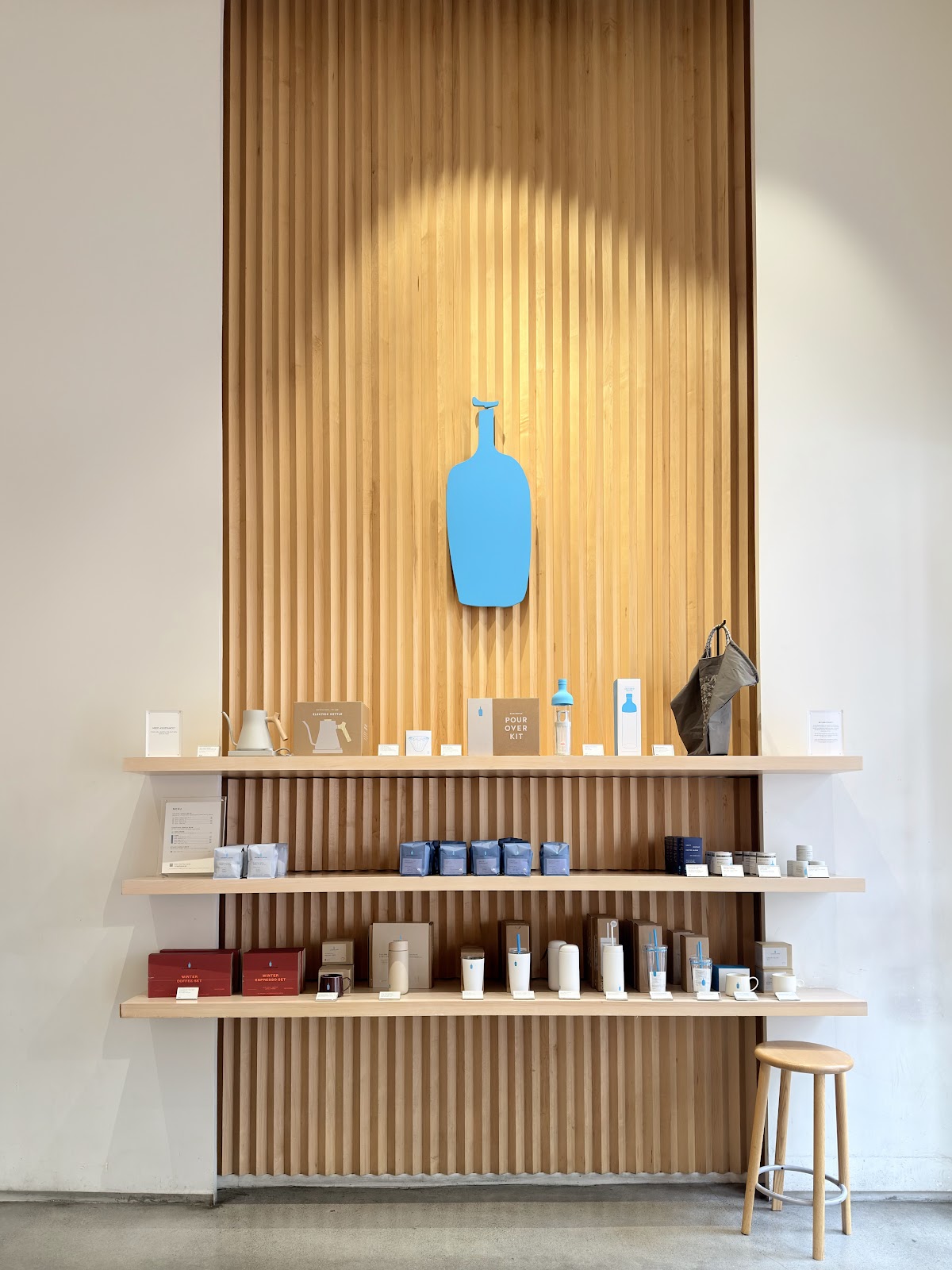 Blue Bottle Coffee CA 94103 — café photo 4