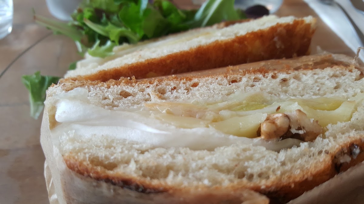 Cream — café photo 5