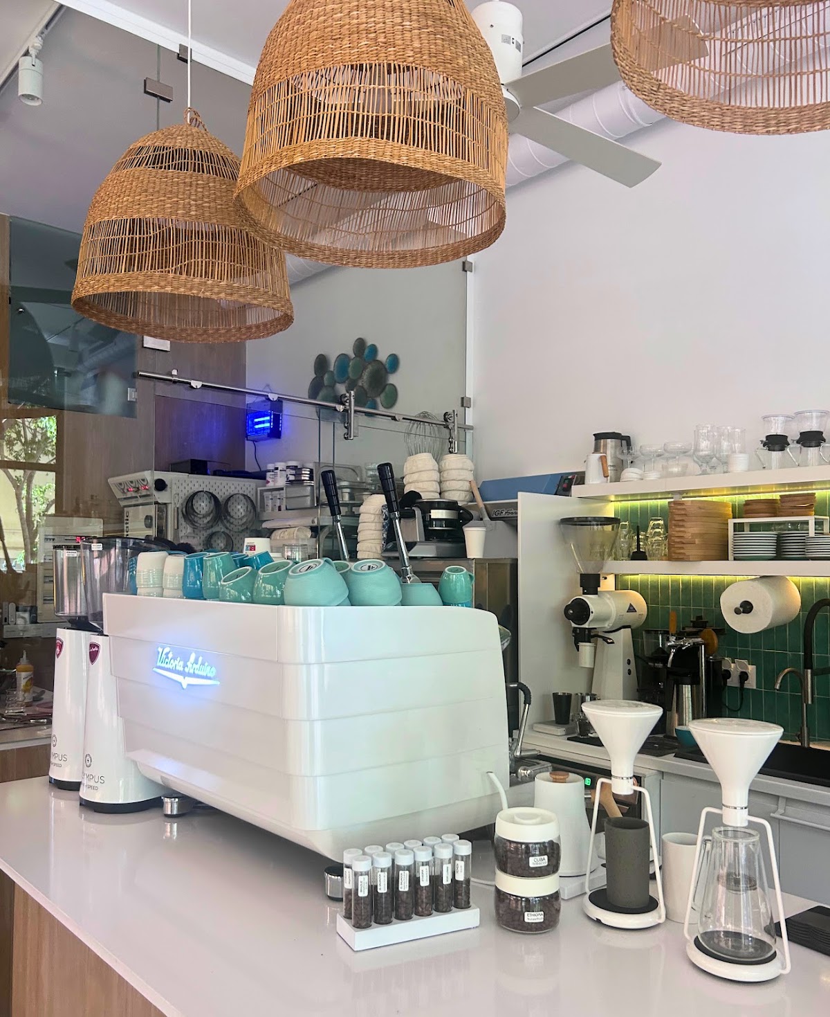 Hoja Coffee Roasters — café photo 1