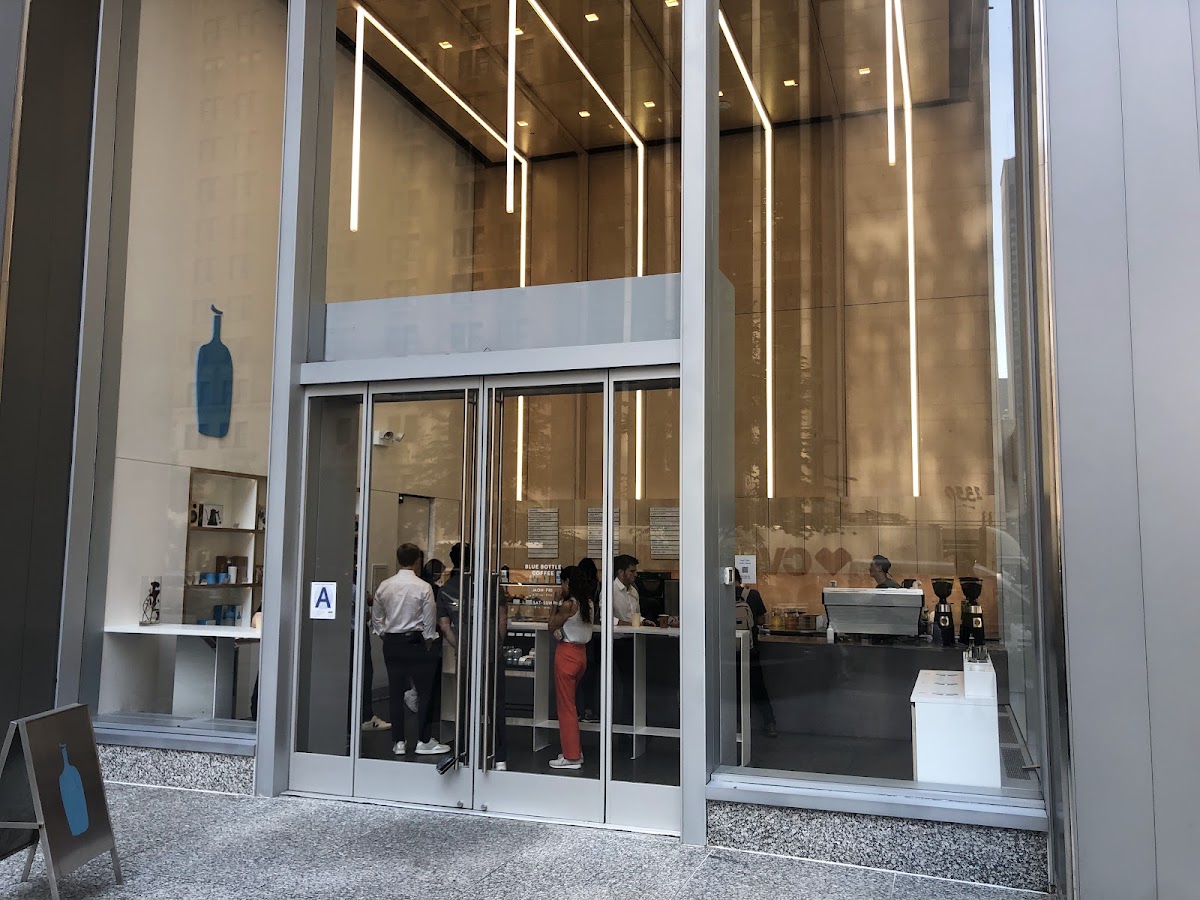 Blue Bottle Coffee NY 10022 — café photo 1