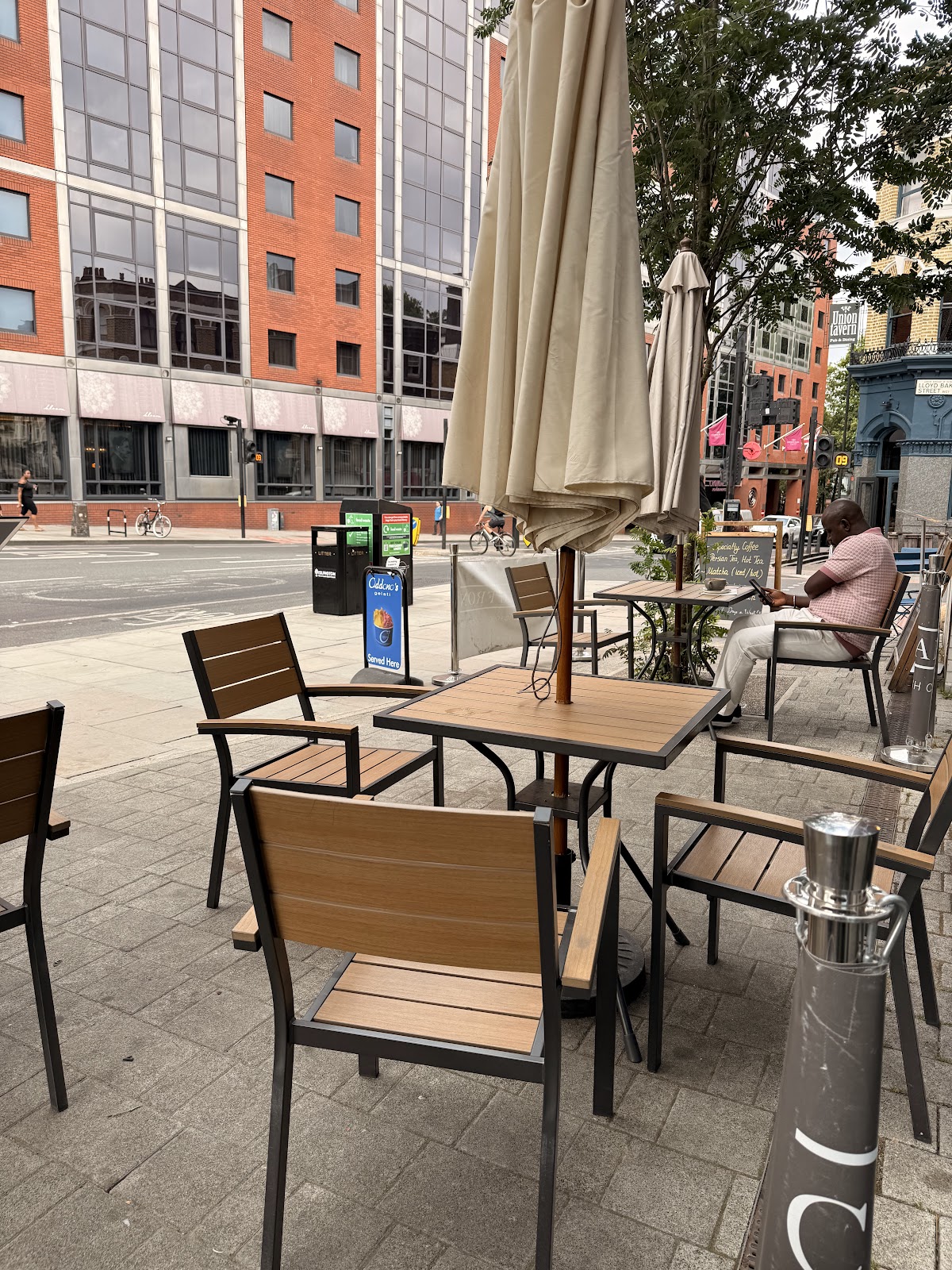 Cafe Saffron — café photo 5