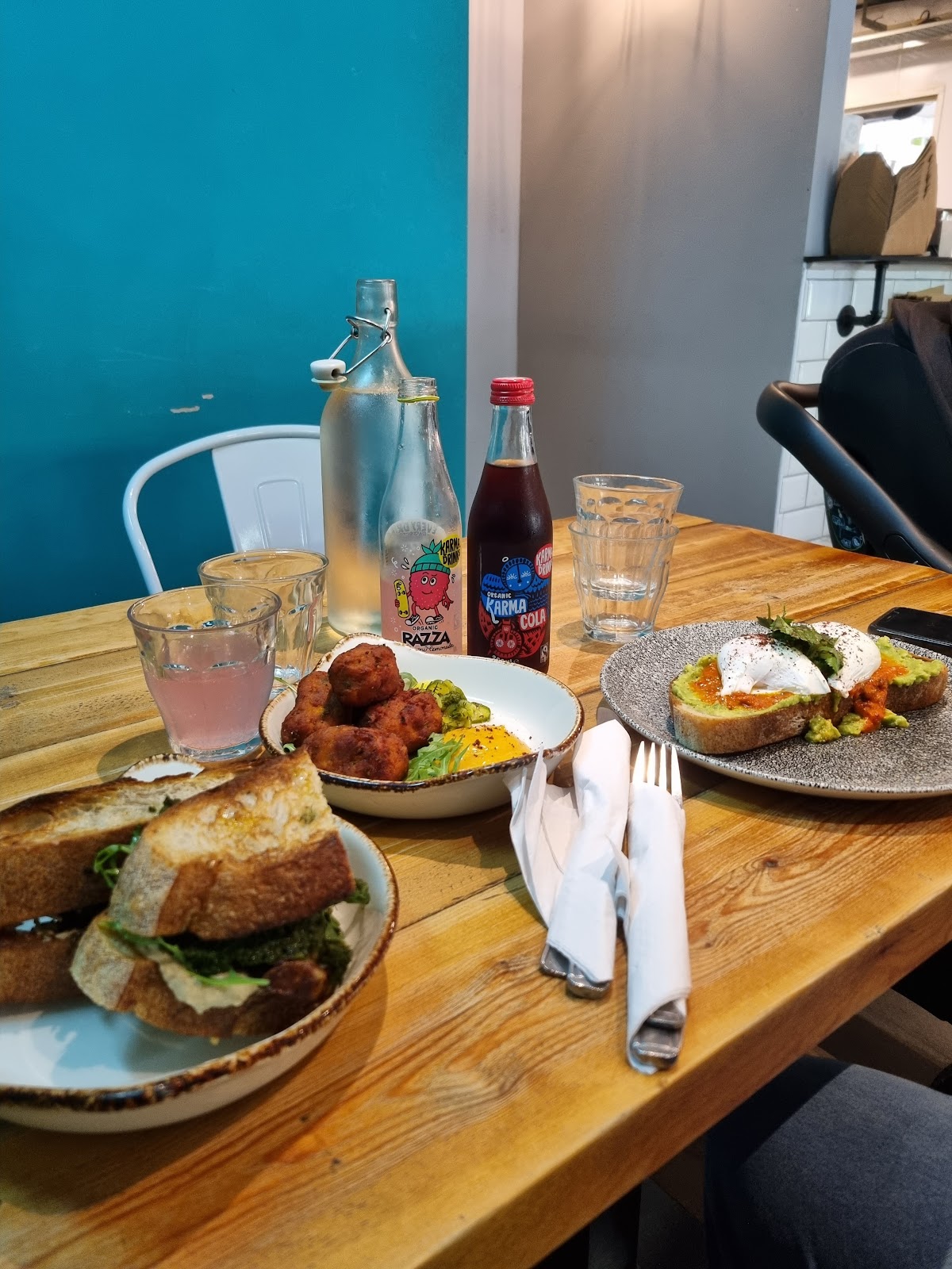 Saint Kitchen — café photo 6