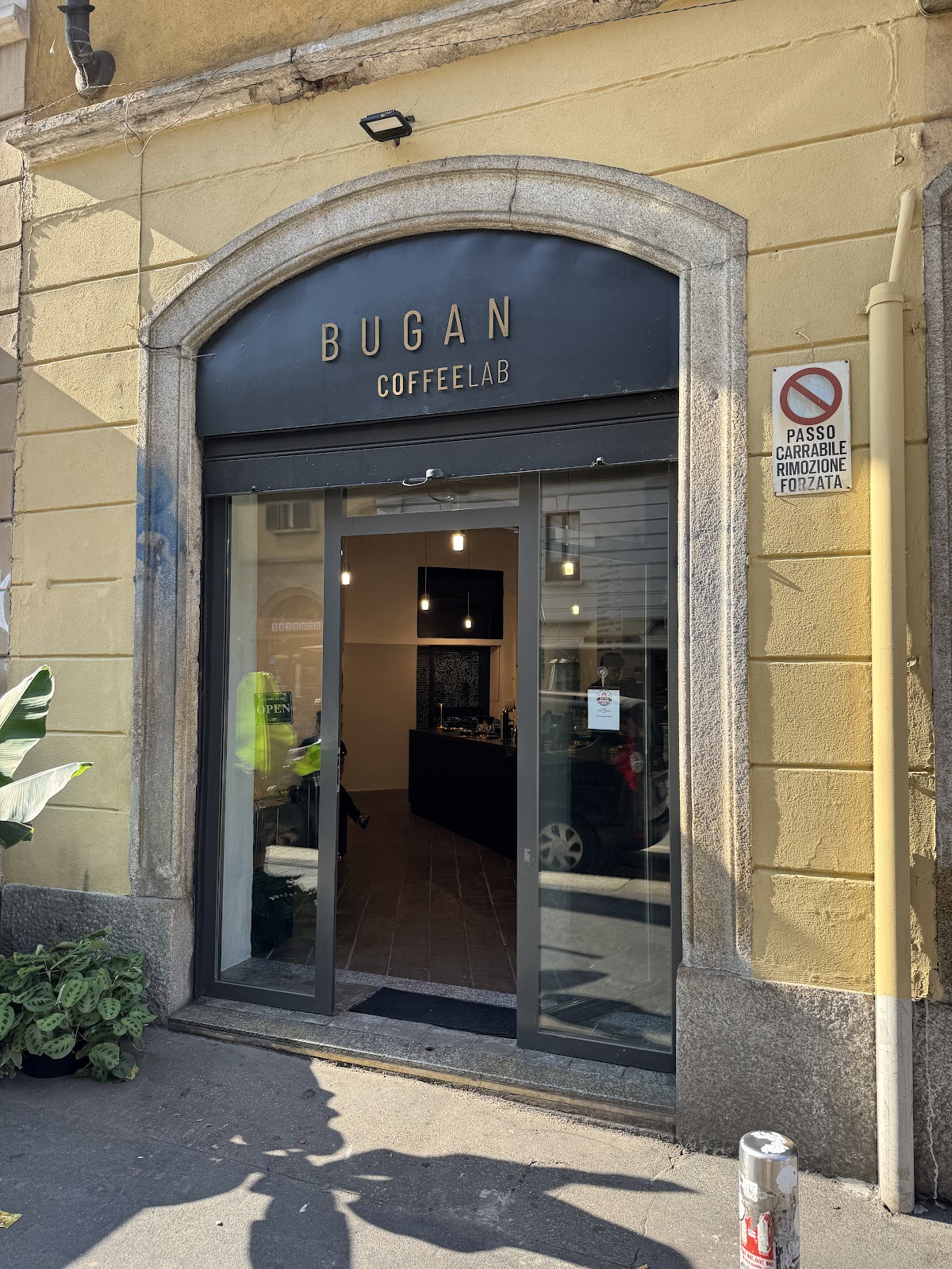 Bugan Coffee Lab Milano — café photo 1