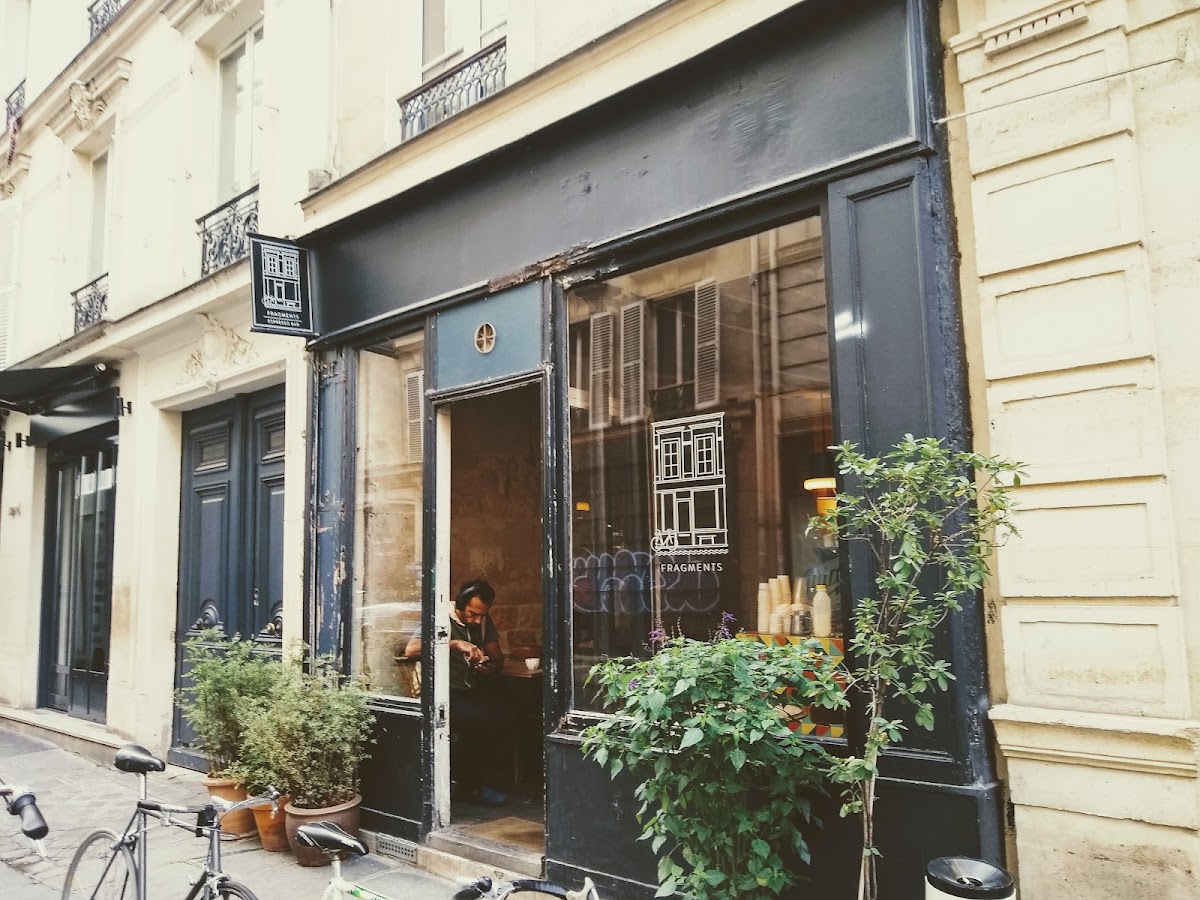 Fragments — café photo 3