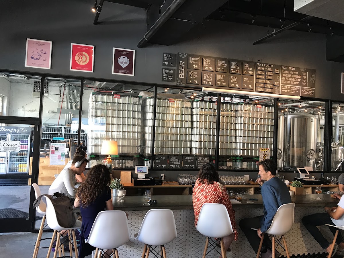 Longfellows Coffee Cambridge — café photo 3