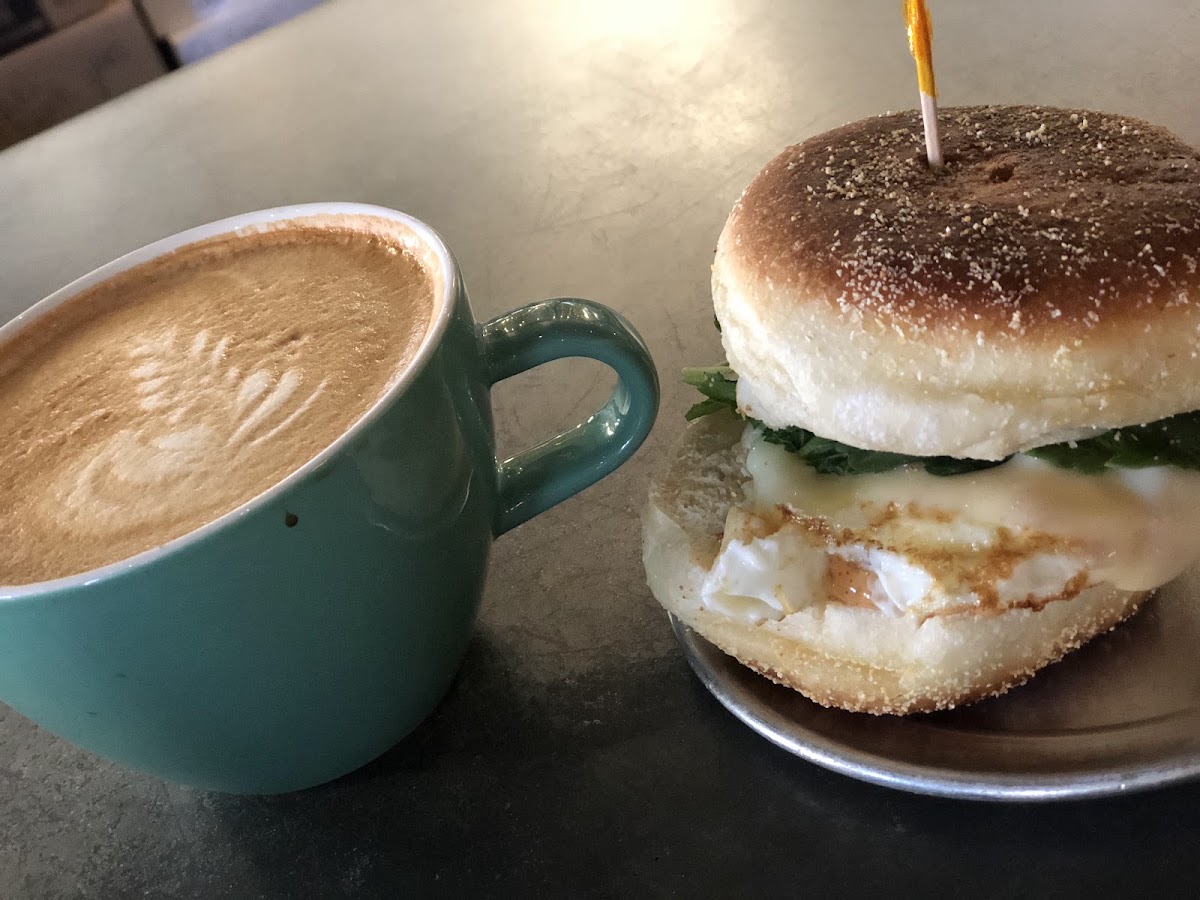 Longfellows Coffee Cambridge — café photo 4