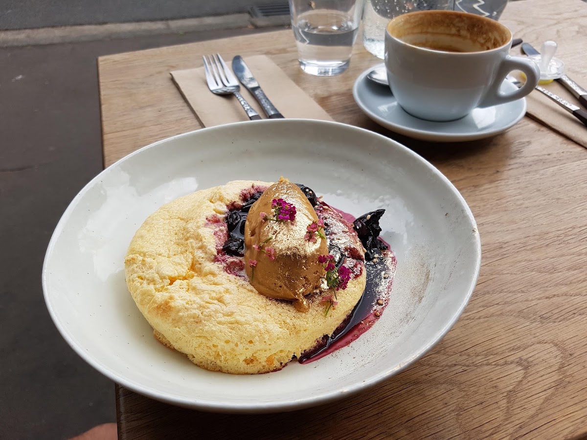 Edition Coffee Roasters — café photo 2