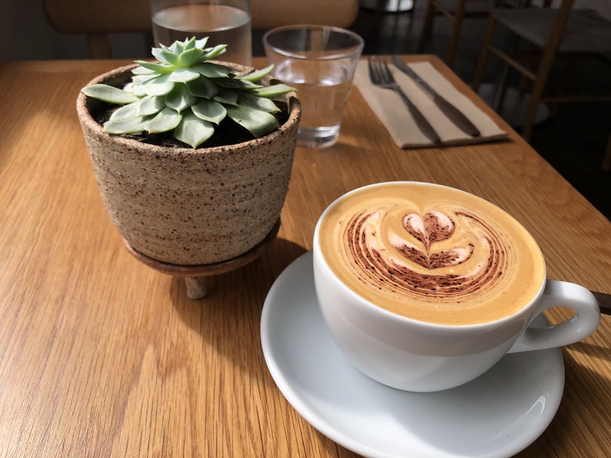 Edition Coffee Roasters — café photo 3