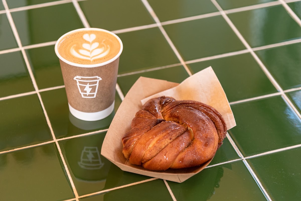 Syra Coffee Diputacio — café photo 2