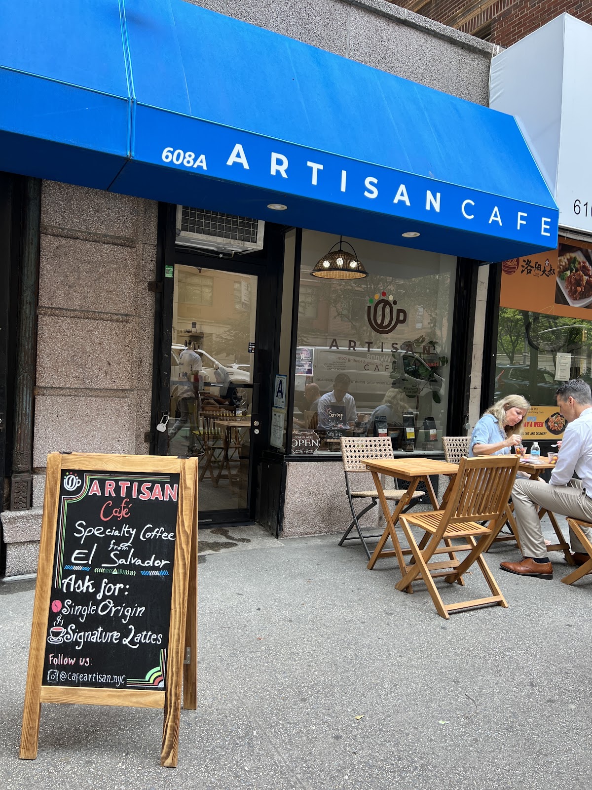 ARTISAN CAFE — café photo 1