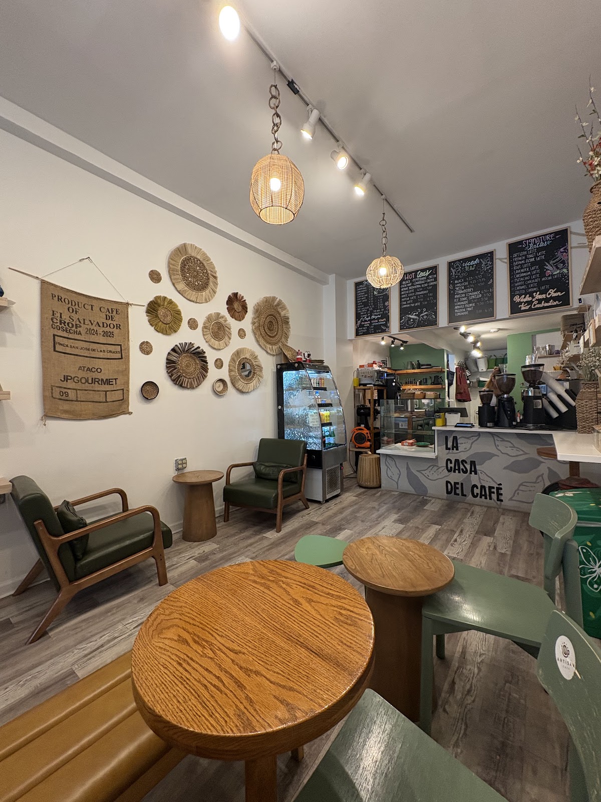 ARTISAN CAFE — café photo 3