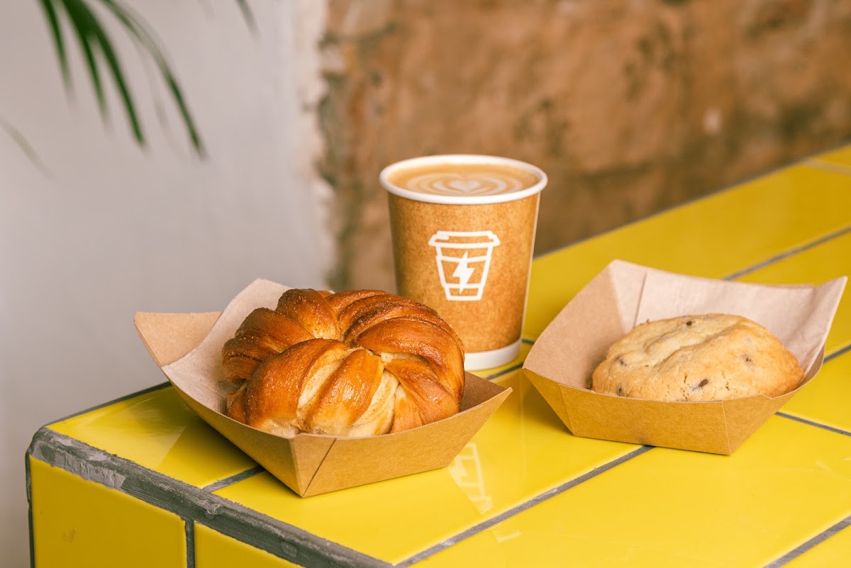 Syra Coffee Universitat — café photo 2