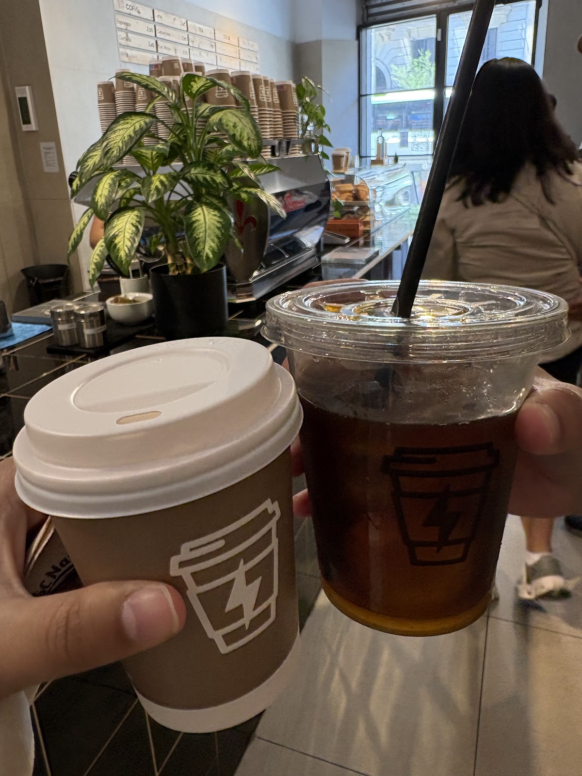 Syra Coffee Universitat — café photo 4