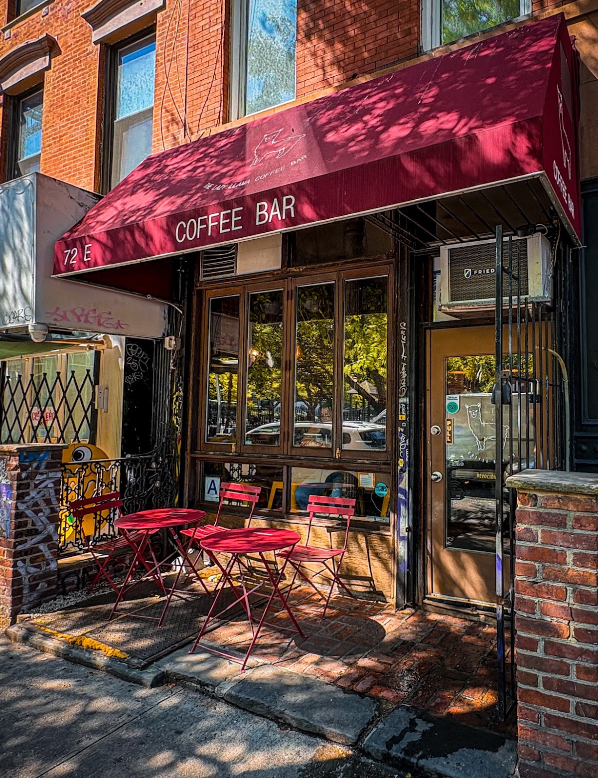 The Lazy Llama Coffee Bar — café photo 6