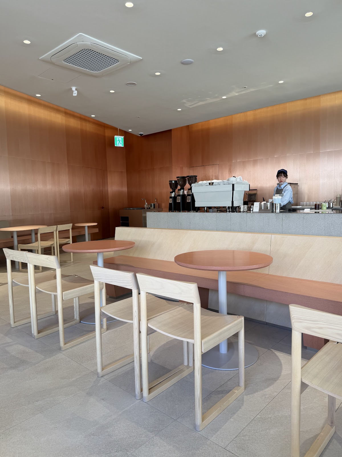 Blue Bottle Coffee 블루보틀 578호 KR 부산광역시 기장군 장안읍 정관로 1133 — café photo 1