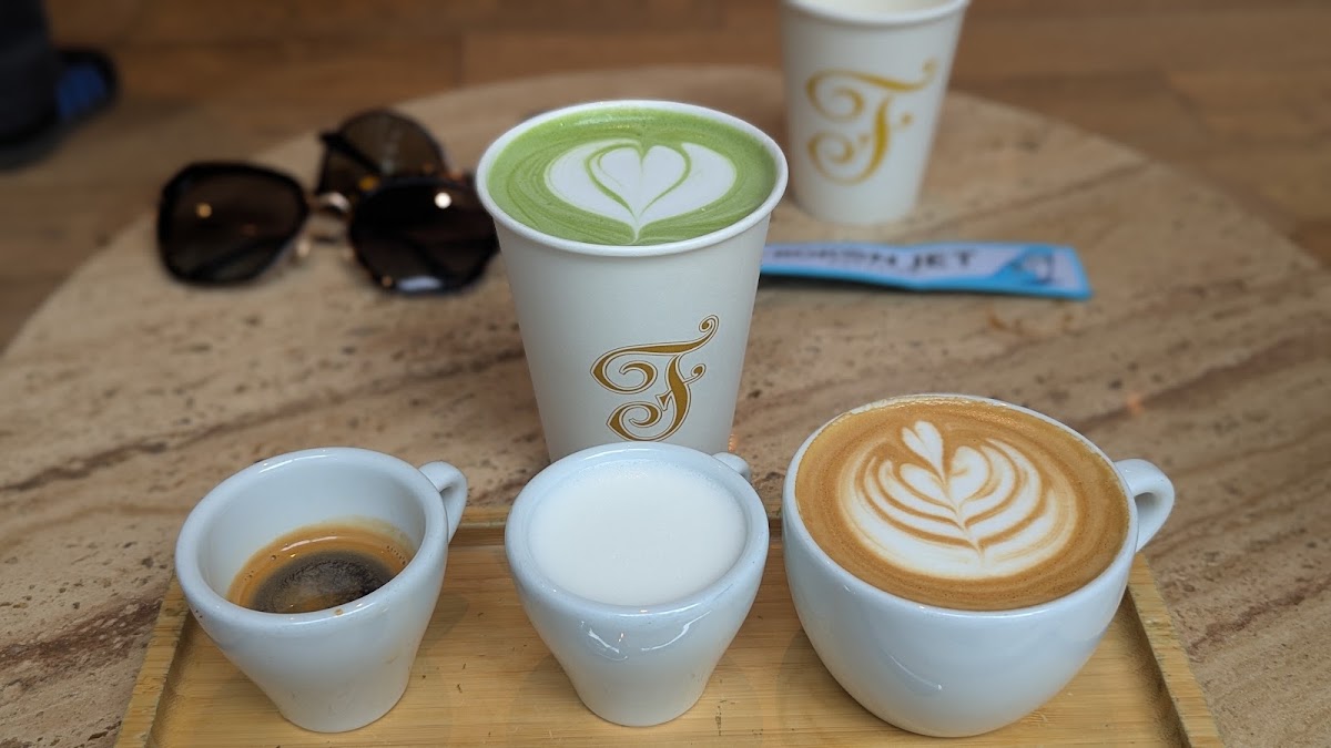 Saint Frank Coffee Salesforce — café photo 3