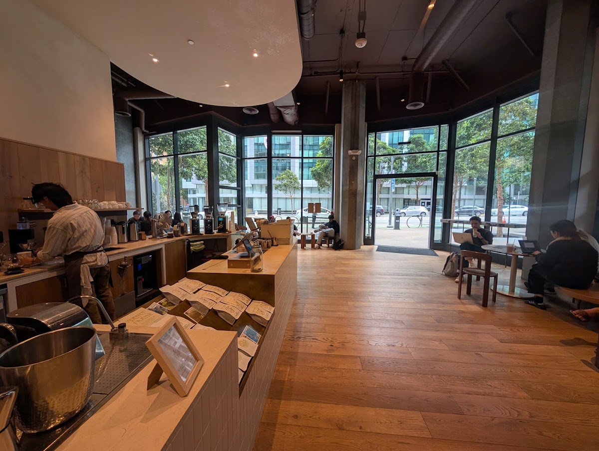 Saint Frank Coffee Salesforce — café photo 4