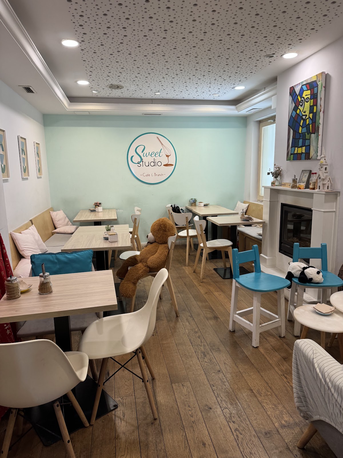 Sweet Bakery & Coffee — café photo 3