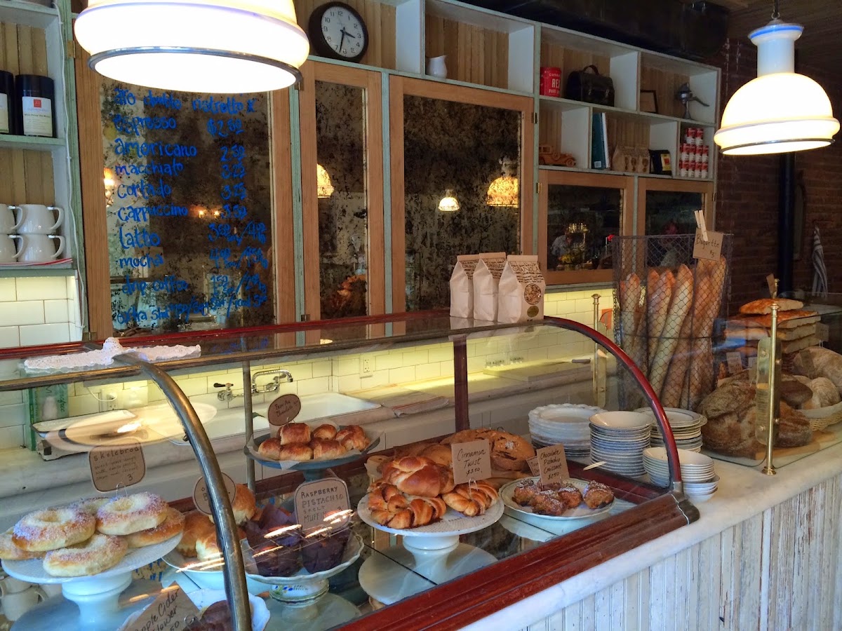 Bakeri — café photo 1