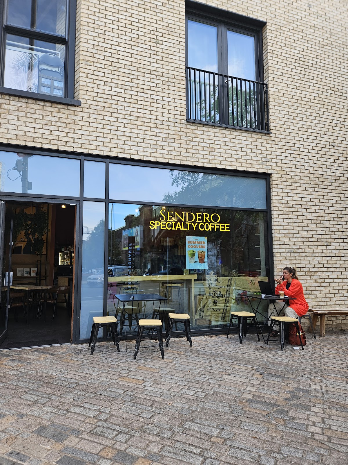 Sendero Specialty Coffee - Battersea Exchange — café photo 6