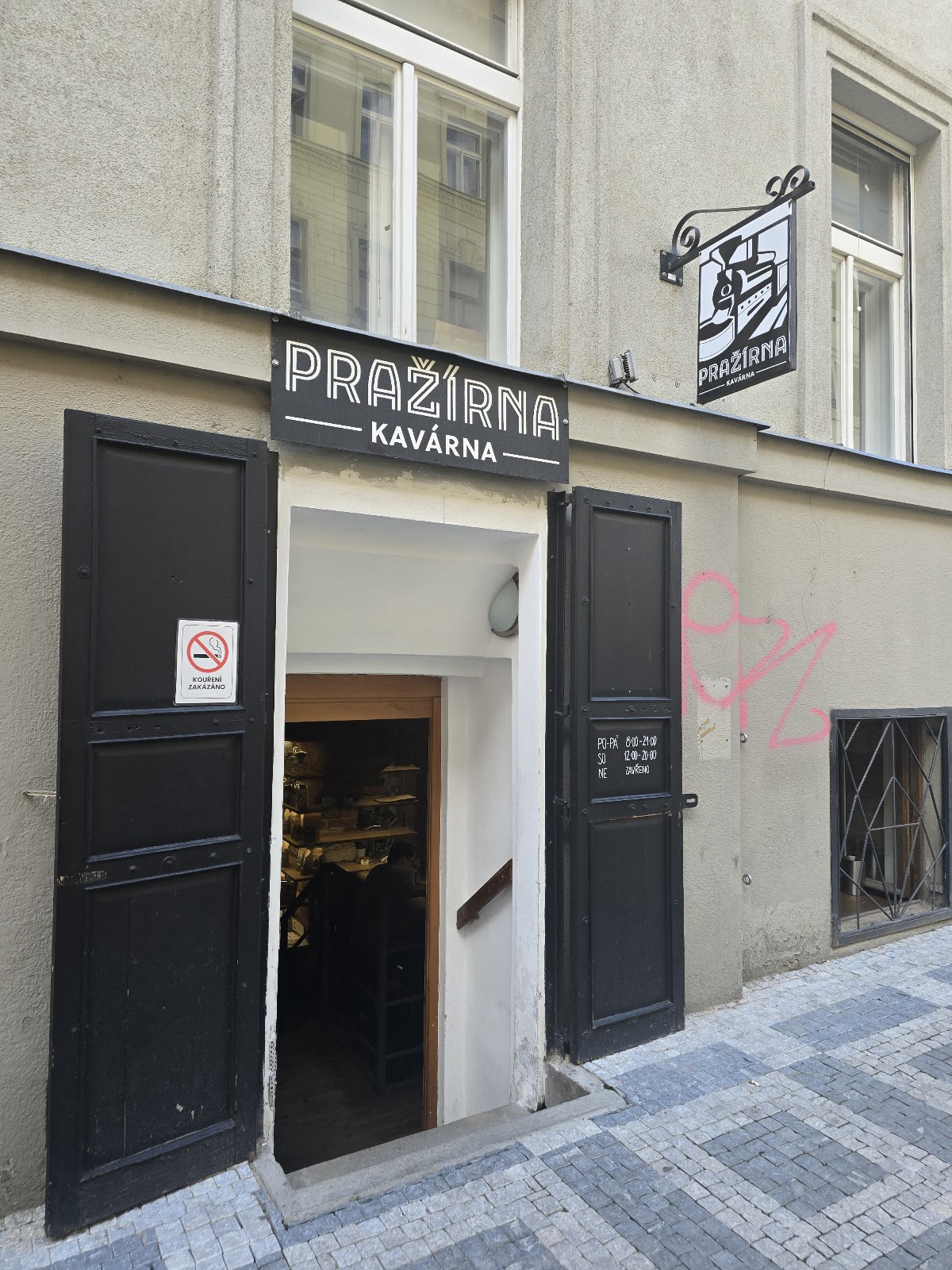 Kavárna Pražírna — café photo 5
